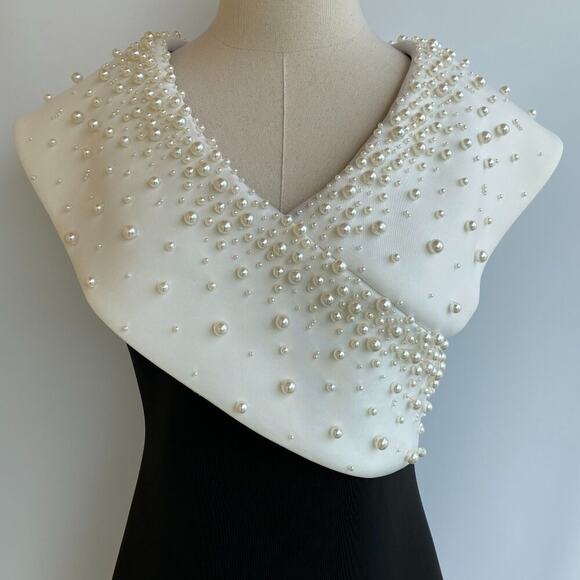 Badgley Mischka Monochrome Pearl Adorned Cocktail Dress sz 2 - Picture 4 of 12